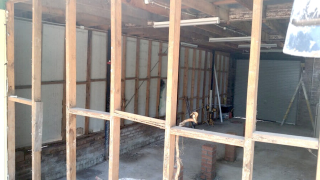 Strip Out & De-Fit 08 Strip Out & De-Fit